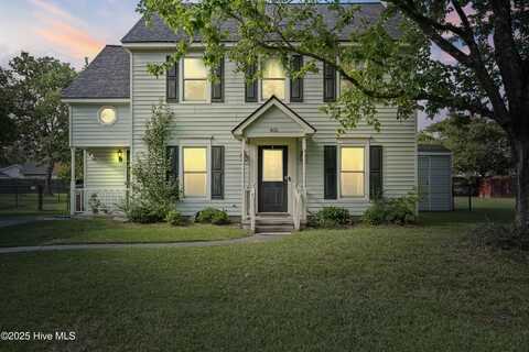 405 Wolf Run Drive, Jacksonville, NC 28546