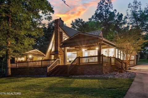 1536 Old Chisholm Tr, Dandridge, TN 37725