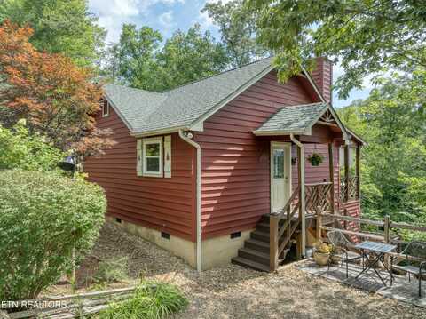 132 Cutter Gap Rd, Townsend, TN 37882
