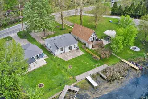 3619 N St. Rd. 13, Pierceton, IN 46562