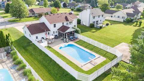 808 Lydia Drive, Warsaw, IN 46580