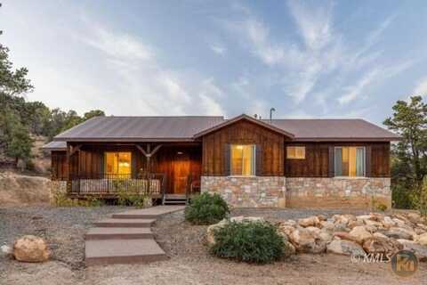 7590 W Peaches Ln, Mount Carmel, UT 84755