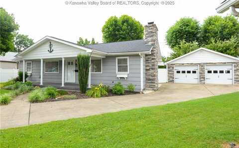 1516 FENTON Circle, Nitro, WV 25143