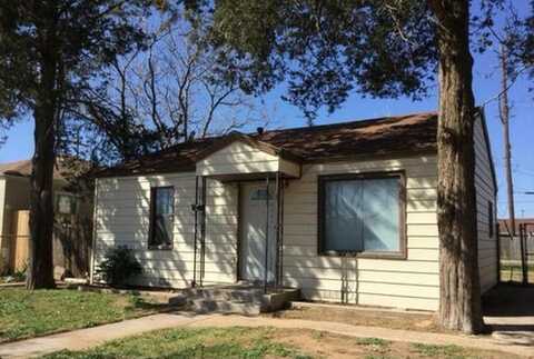 104 Avenue U, Lubbock, TX 79415