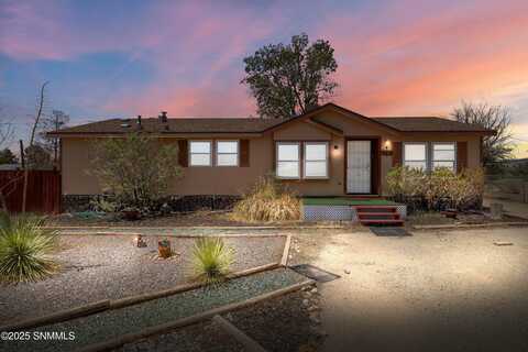 7417 Arroyo seco, Las Cruces, NM 88011