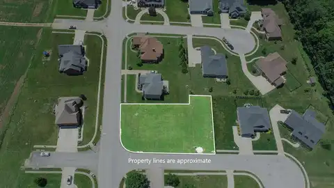 148 Cross Creek Drive, Paris, KY 40361