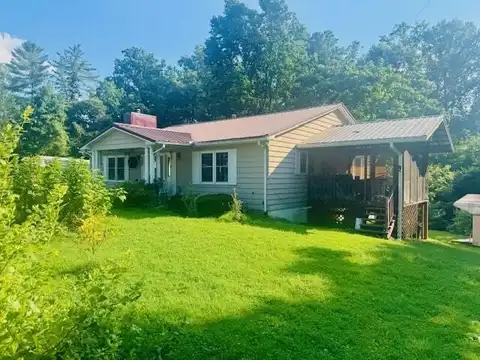 112 McClelland Court, Campbellsville, KY 42718
