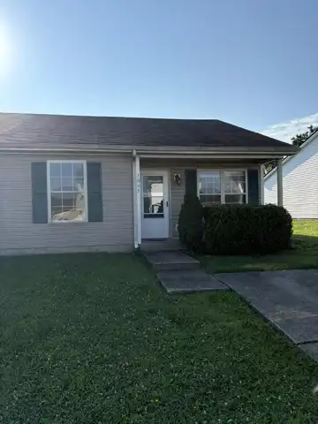 1045 Pinoak Drive Drive, Nicholasville, KY 40356