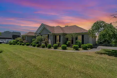 613 Augusta Drive, Richmond, KY 40475