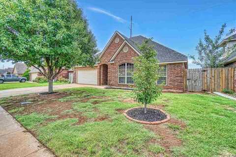 7928 SW Forest Ave, Lawton, OK 73505