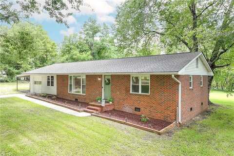 95 Lee Road 296, SMITHS STATION, AL 36877