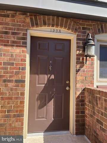 1228 ETON CT NW #T24, WASHINGTON, DC 20007