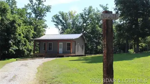 28511 Cody Road, Stover, MO 65078