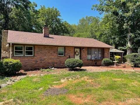 110 Walton Road, Lynchburg, VA 24502
