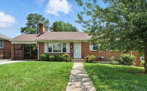 4612 Golf Park Drive, Lynchburg, VA 24502
