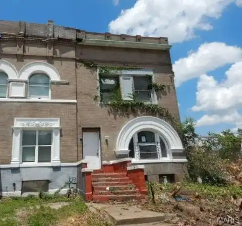 5233 Cates Avenue, Saint Louis, MO 63108