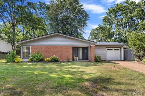 701 Chevron Drive, Mehlville, MO 63125