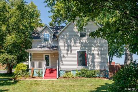 218 Walnut Street, Highland, IL 62249