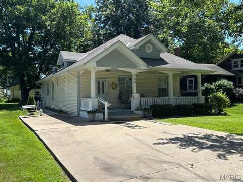 728 Stanton Avenue, Miner, MO 63456