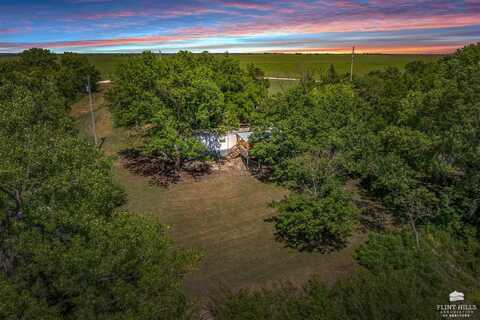 104 East Shore Drive, Council Grove, KS 66846