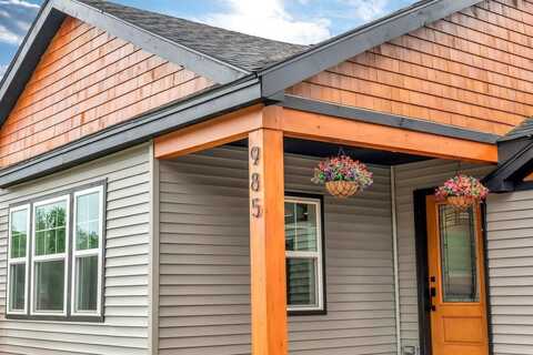 985 Main Road, Eddington, ME 04428