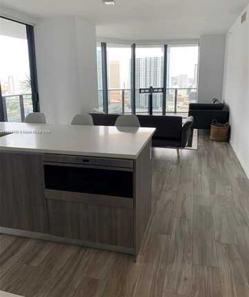 801 S Miami Ave, Miami, FL 33130