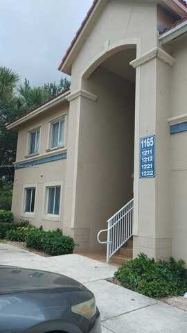 1165 Golden Lakes Blvd, West Palm Beach, FL 33411