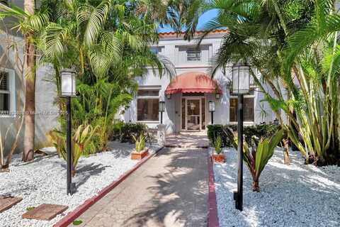 215 30th St, Miami Beach, FL 33140