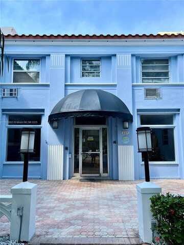 215 30th St, Miami Beach, FL 33140
