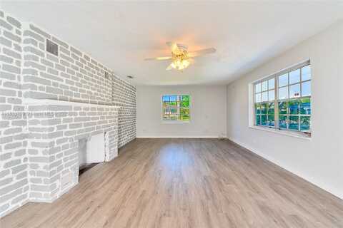 6130 SW 32nd St, Miramar, FL 33023