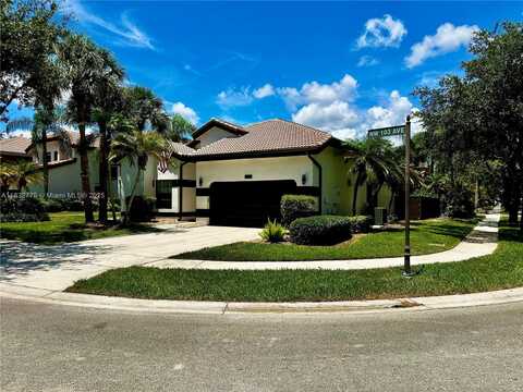1261 NW 103rd Ave, Plantation, FL 33322