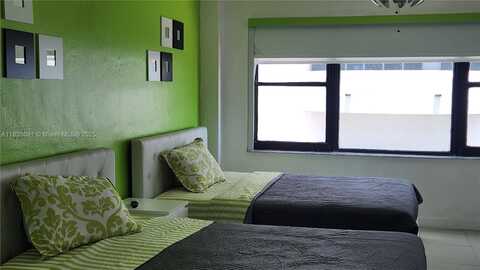 6345 Collins Ave, Miami Beach, FL 33141