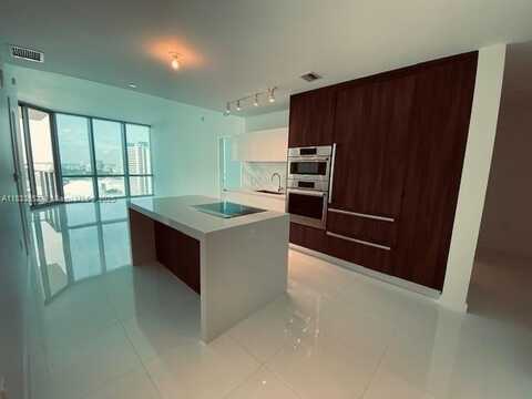 851 NE 1st Ave, Miami, FL 33132