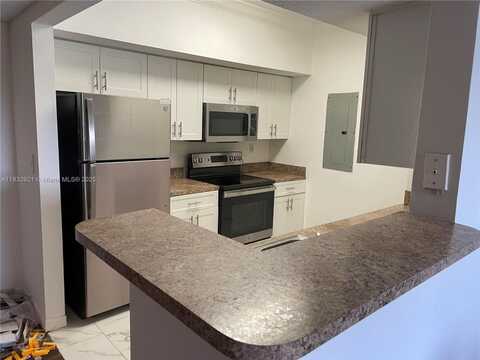 201 SW 116th Ave, Pembroke Pines, FL 33025