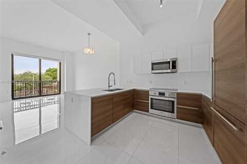 301 Altara Ave, Coral Gables, FL 33146