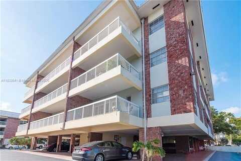 2420 SE 17th Cswy, Fort Lauderdale, FL 33316
