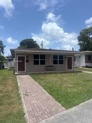 2240 NE 172nd St, North Miami Beach, FL 33160