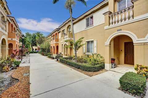 8956 SW 18th St, Miramar, FL 33025