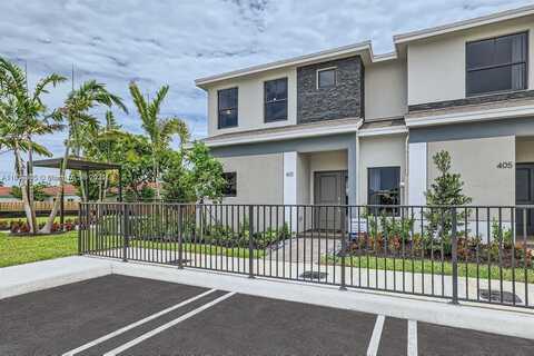 445 NE 1st Dr, Florida City, FL 33034