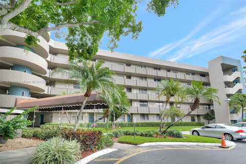 1001 Colony Point Cir, Pembroke Pines, FL 33026