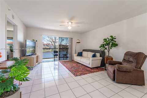 1351 SW 141st Ave, Pembroke Pines, FL 33027