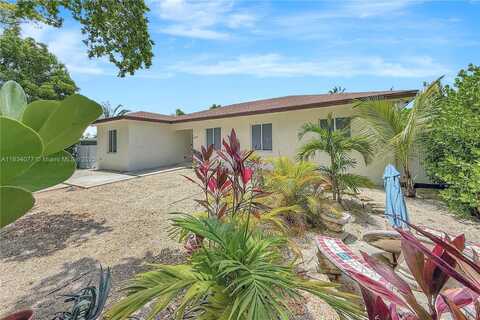 10245 SW 212th St, Cutler Bay, FL 33189