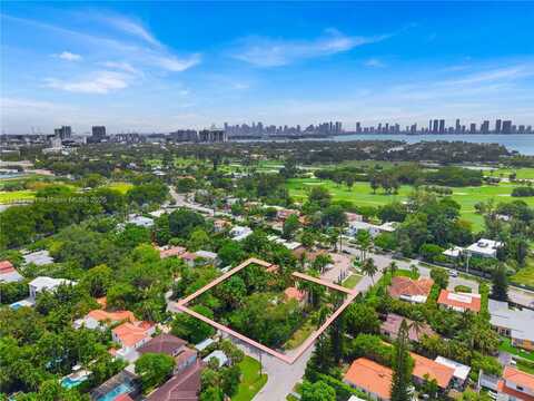 2880 Fairgreen Dr, Miami Beach, FL 33140
