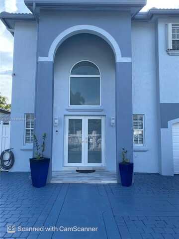 6882 SW 157th Ct, Miami, FL 33193