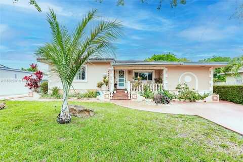 6250 SW 19th St, Miami, FL 33155