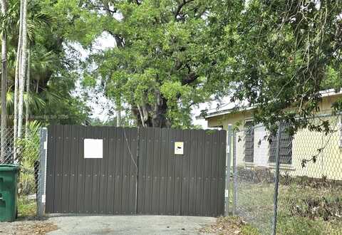 4801 SW 58th Ave, Davie, FL 33314