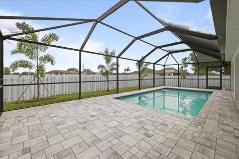 1008 NW 10th St, Cape Coral, FL 33993