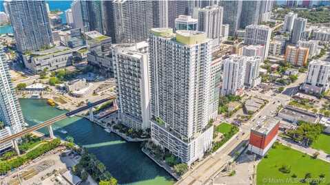 185 SW 7th St, Miami, FL 33130