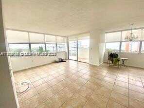 1300 NE Miami Gardens Dr, Miami, FL 33179