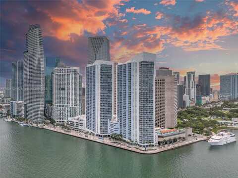 325 S Biscayne Blvd, Miami, FL 33131